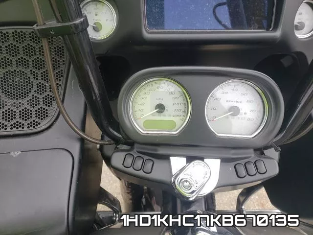 1HD1KHC17KB670135 фото 9