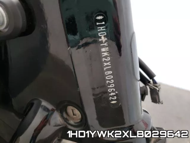 1HD1YWK2XLB029642 фото 2