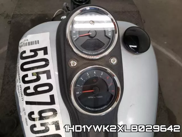 1HD1YWK2XLB029642 фото 8
