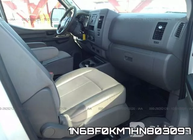 1N6BF0KM7HN803097 фото 5