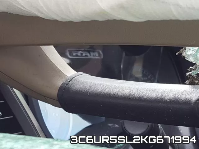 3C6UR5SL2KG671994 фото 7