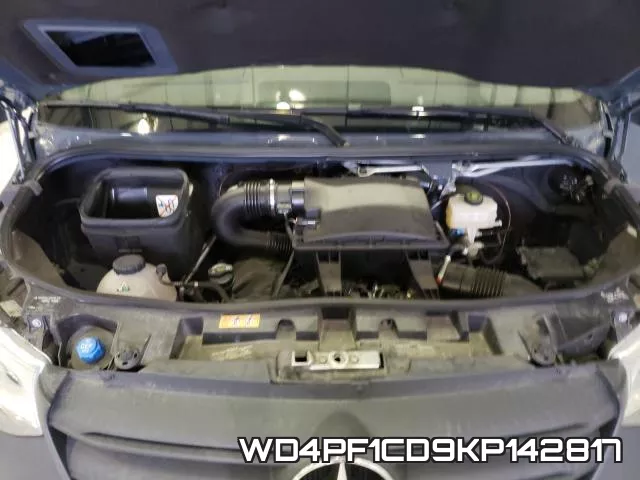 WD4PF1CD9KP142817 фото 7