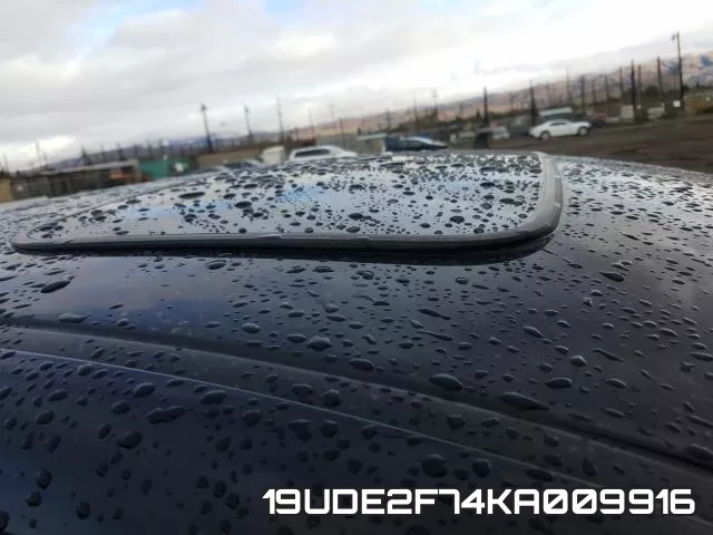 19UDE2F74KA009916 фото 9