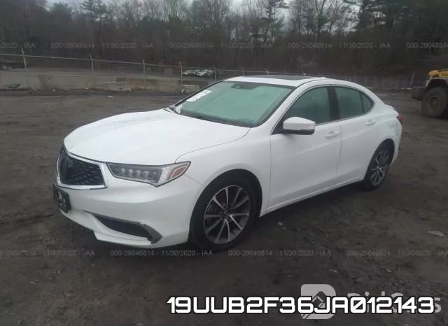 19UUB2F36JA012143 фото 3