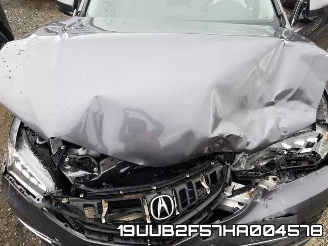 19UUB2F57HA004578 фото 6
