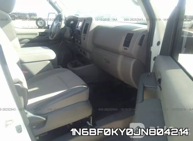 1N6BF0KY0JN804214 фото 6