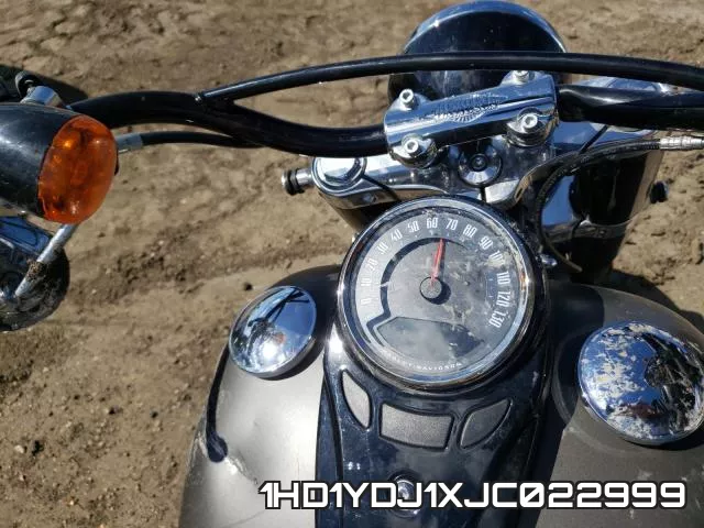 1HD1YDJ1XJC022999 фото 9