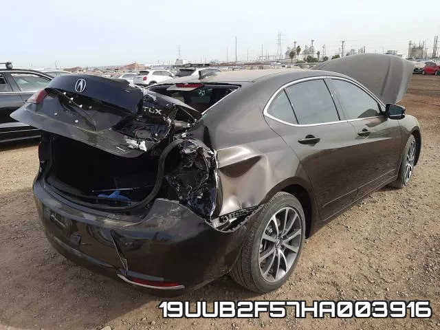 19UUB2F57HA003916 фото 4