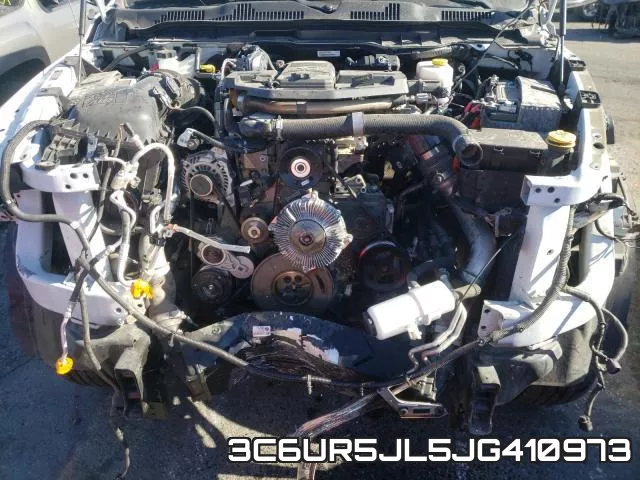 3C6UR5JL5JG410973 фото 8