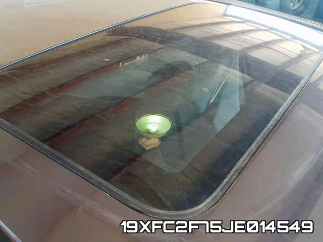 19XFC2F75JE014549 фото 10