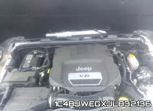 1C4BJWEGXJL832136 фото 2