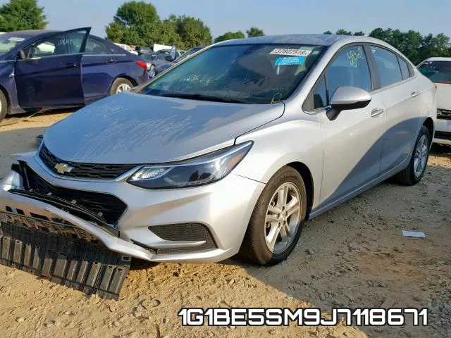 1G1BE5SM9J7118671 фото 3