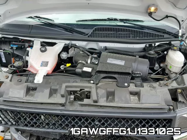 1GAWGFFG1J1331025 фото 8