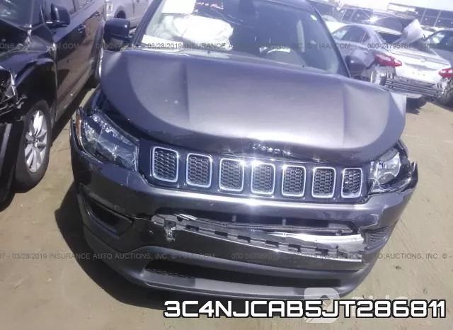 3C4NJCAB5JT286811 фото 7