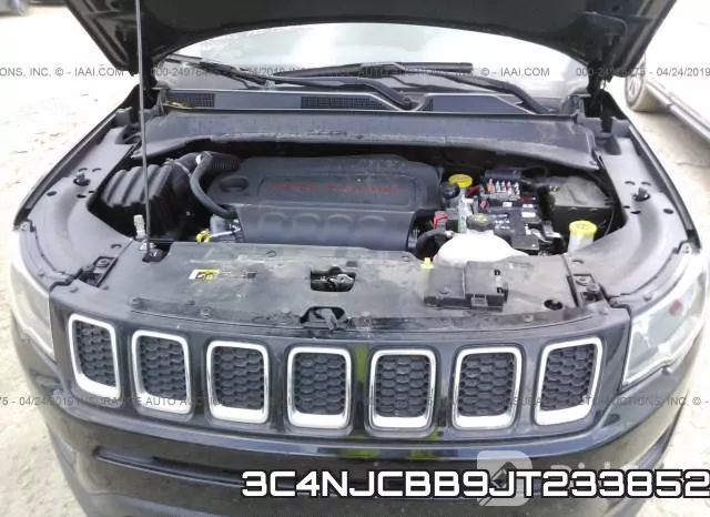 3C4NJCBB9JT233852 фото 2