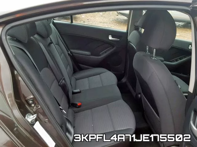 3KPFL4A71JE175502 фото 7