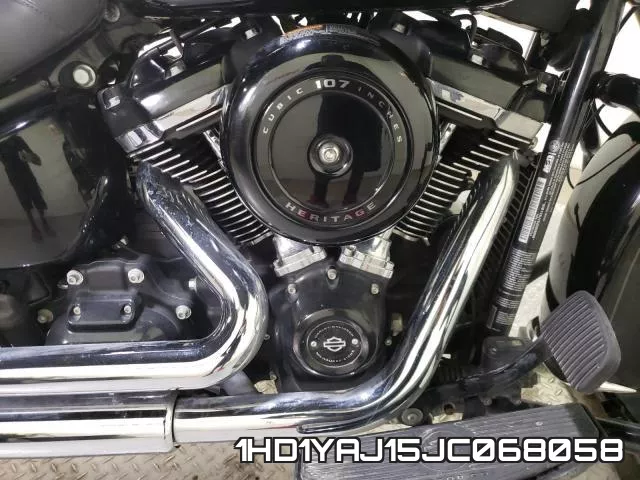 1HD1YAJ15JC068058 фото 6