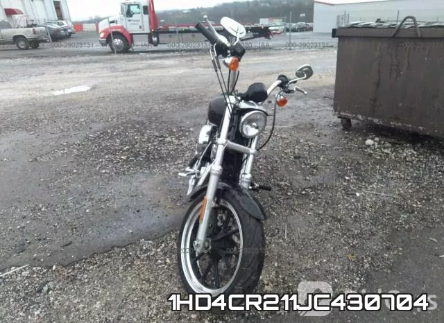 1HD4CR211JC430704 фото 6