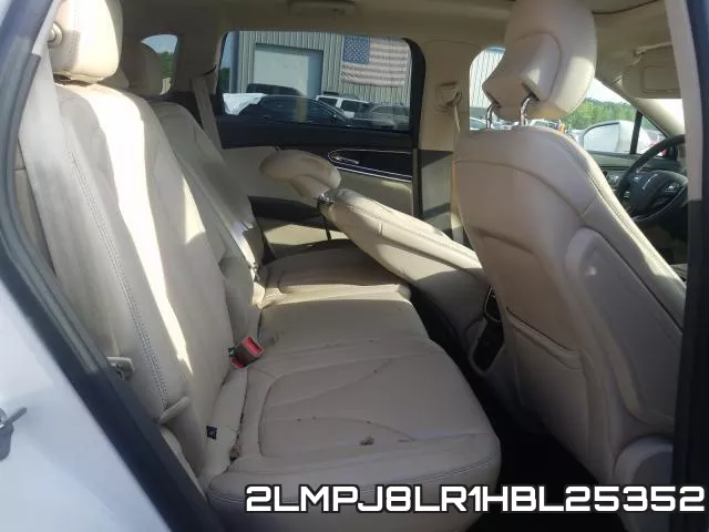 2LMPJ8LR1HBL25352 фото 7