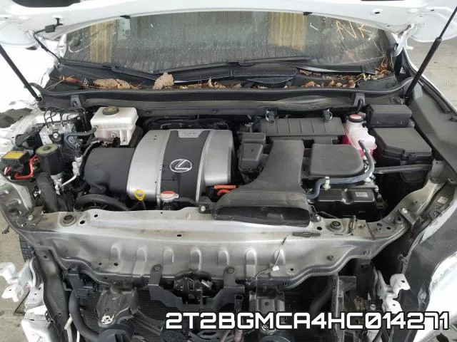 2T2BGMCA4HC014271 фото 8