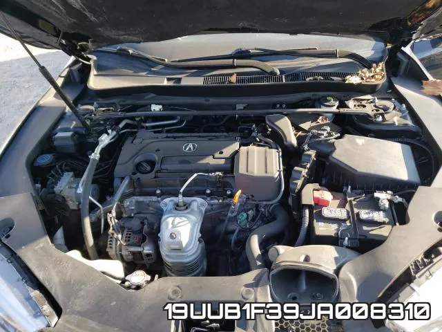 19UUB1F39JA008310 фото 6