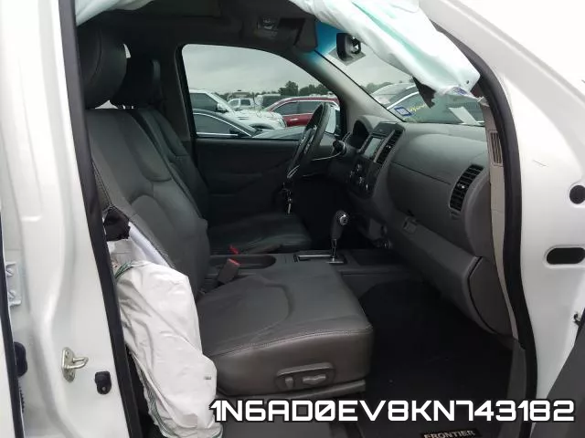 1N6AD0EV8KN743182 фото 6