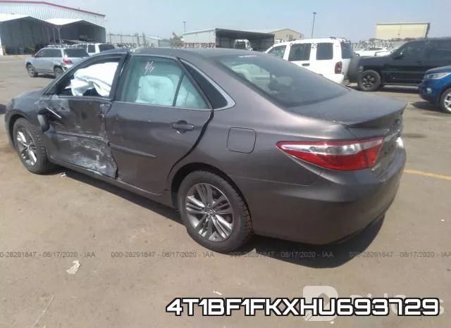 4T1BF1FKXHU693729 фото 4