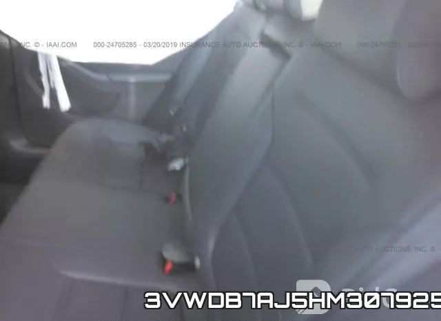 3VWDB7AJ5HM307925 фото 9