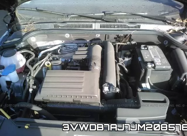 3VWDB7AJ7JM208576 фото 2