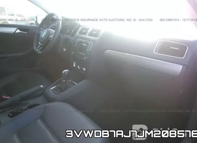 3VWDB7AJ7JM208576 фото 6