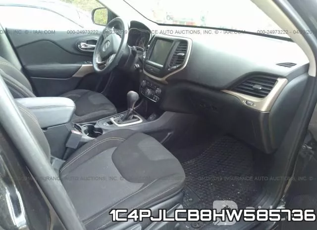 1C4PJLCB8HW585736 фото 6
