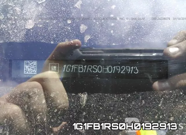 1G1FB1RS0H0192913 фото 10