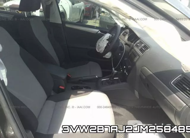 3VW2B7AJ2JM258485 фото 6