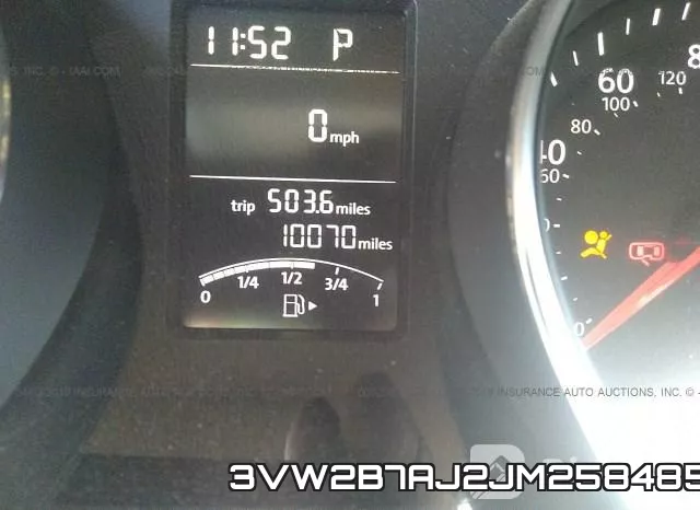 3VW2B7AJ2JM258485 фото 8