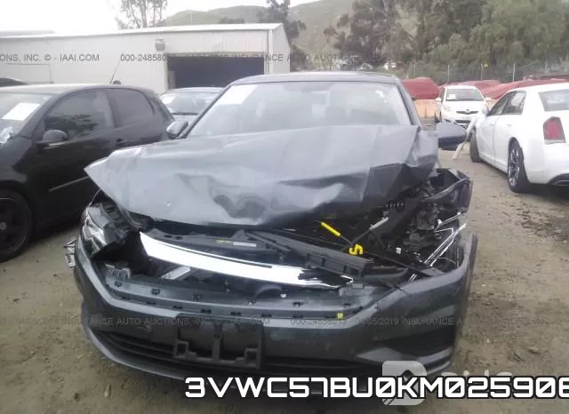 3VWC57BU0KM025906 фото 7