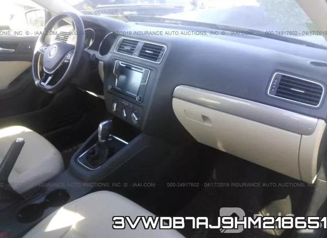 3VWDB7AJ9HM218651 фото 6
