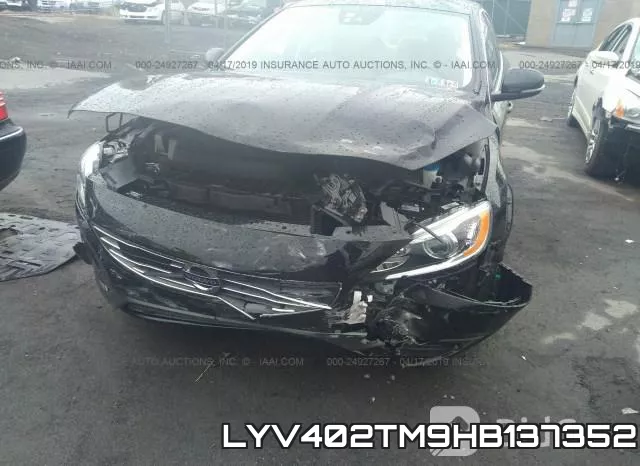 LYV402TM9HB137352 фото 7