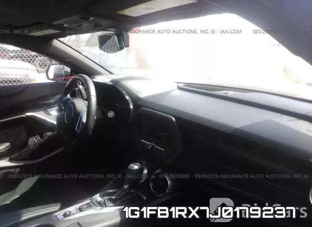 1G1FB1RX7J0179237 фото 6