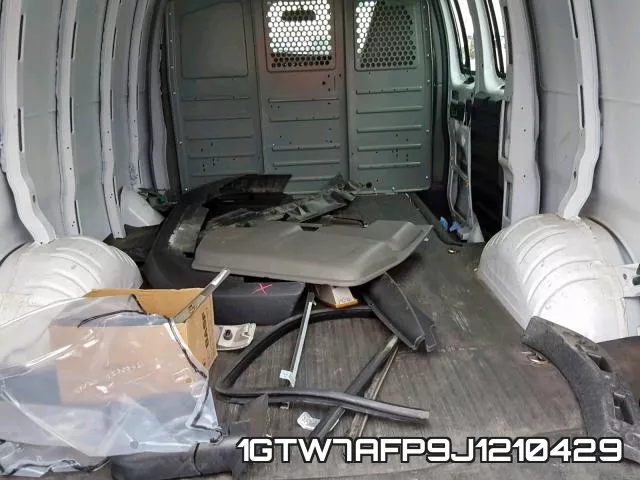 1GTW7AFP9J1210429 фото 7