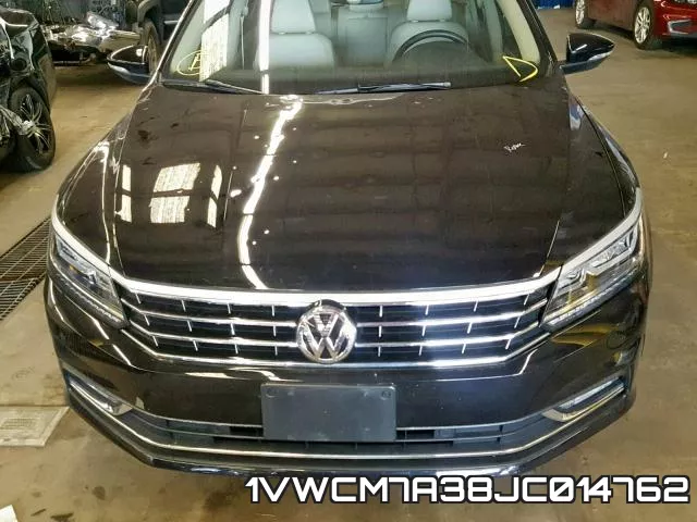1VWCM7A38JC014762 фото 10