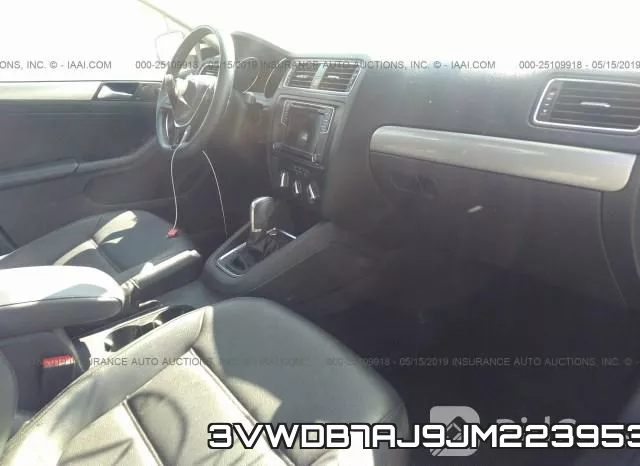 3VWDB7AJ9JM223953 фото 6