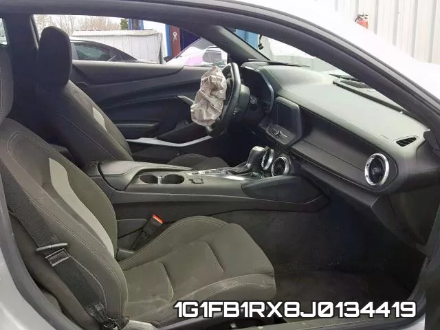 1G1FB1RX8J0134419 фото 6