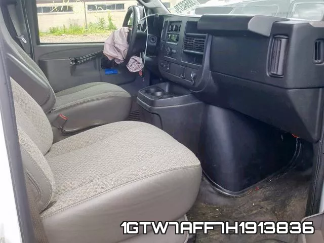 1GTW7AFF7H1913836 фото 6