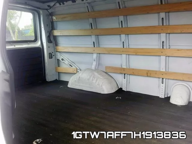 1GTW7AFF7H1913836 фото 7