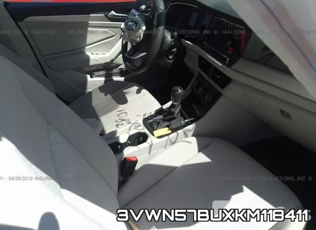 3VWN57BUXKM118411 фото 6