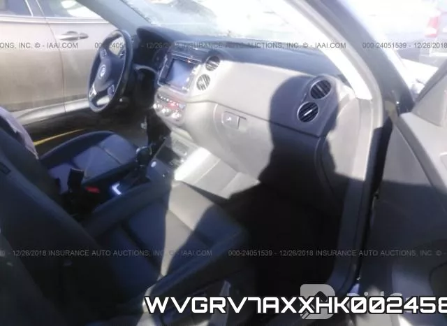 WVGRV7AXXHK002458 фото 6