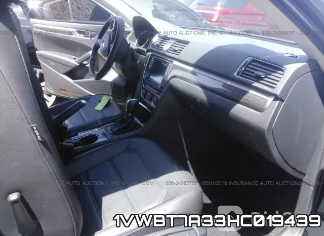 1VWBT7A33HC019439 фото 6