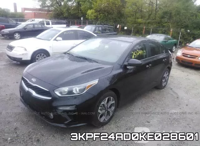 3KPF24AD0KE028601 фото 3