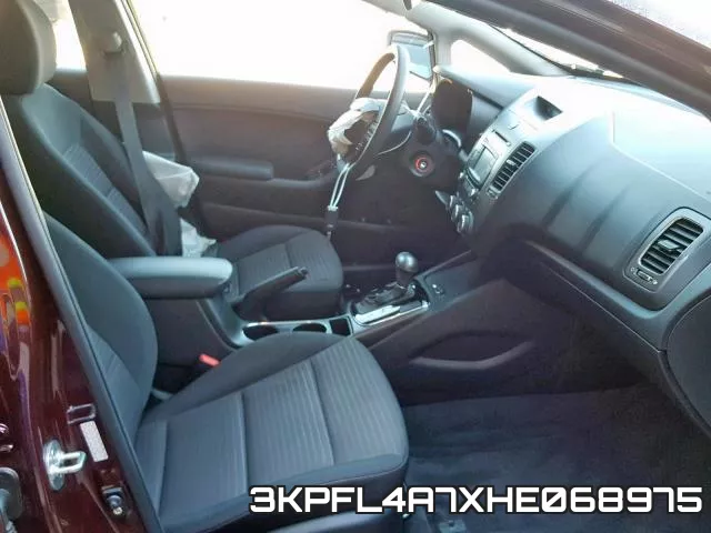 3KPFL4A7XHE068975 фото 6