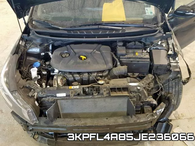 3KPFL4A85JE236066 фото 8